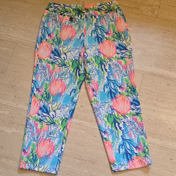 Lulu-B Pants - Lulu-B Colorful Shell/Ocean Print  Stretch Capri Pants